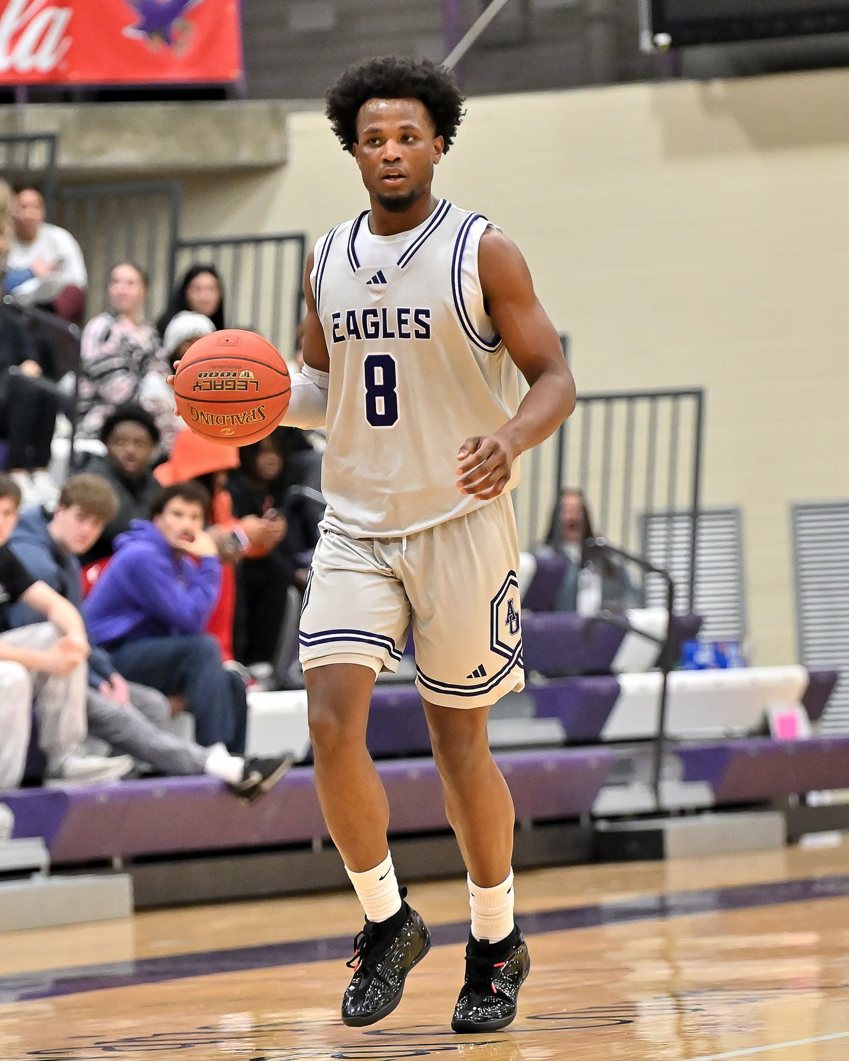 MEN&rsquo;S BASKETBALL PULLS AWAY IN WIN AT YORK