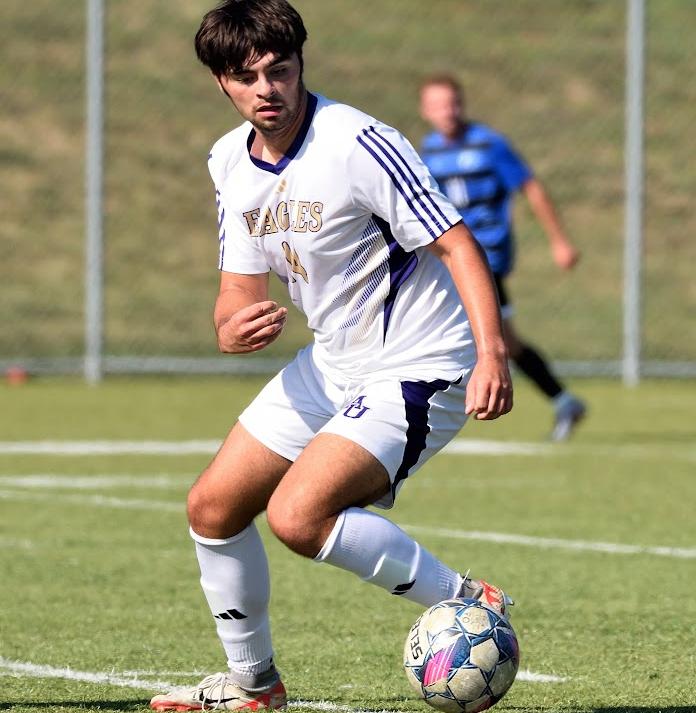 MEN&rsquo;S SOCCER LOSES TO FRIENDS