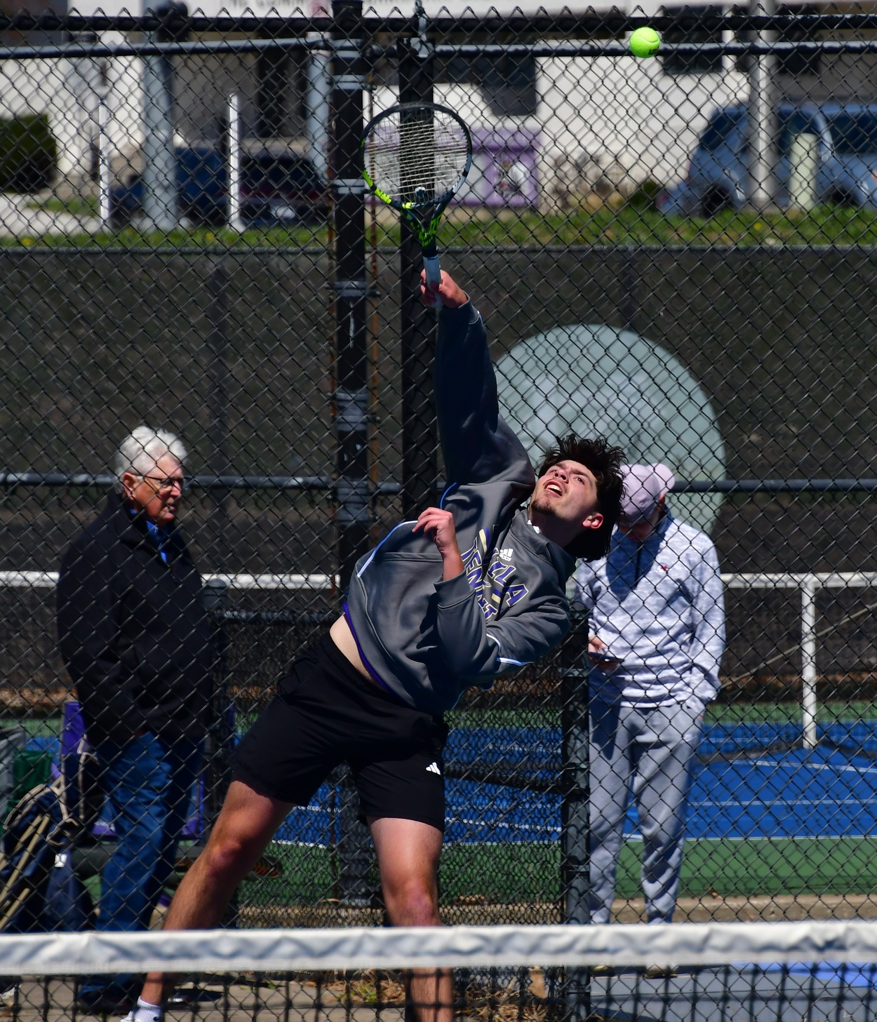 MEN&rsquo;S TENNIS PICKS UP LATE-SEASON WIN AT WESTMINSTER