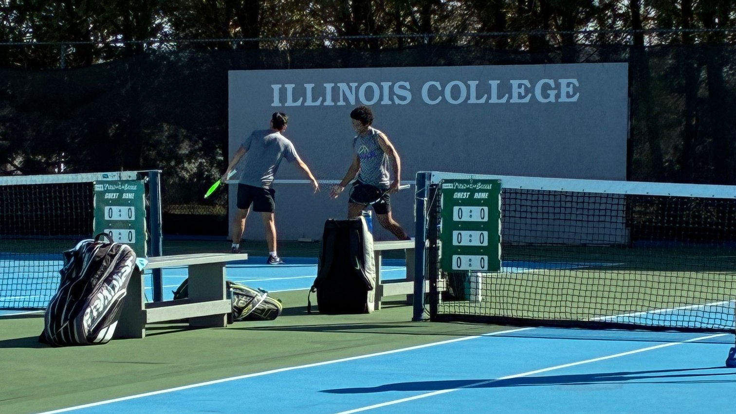 MEN&rsquo;S TENNIS HAS BIG WEEKEND IN ILLINOIS
