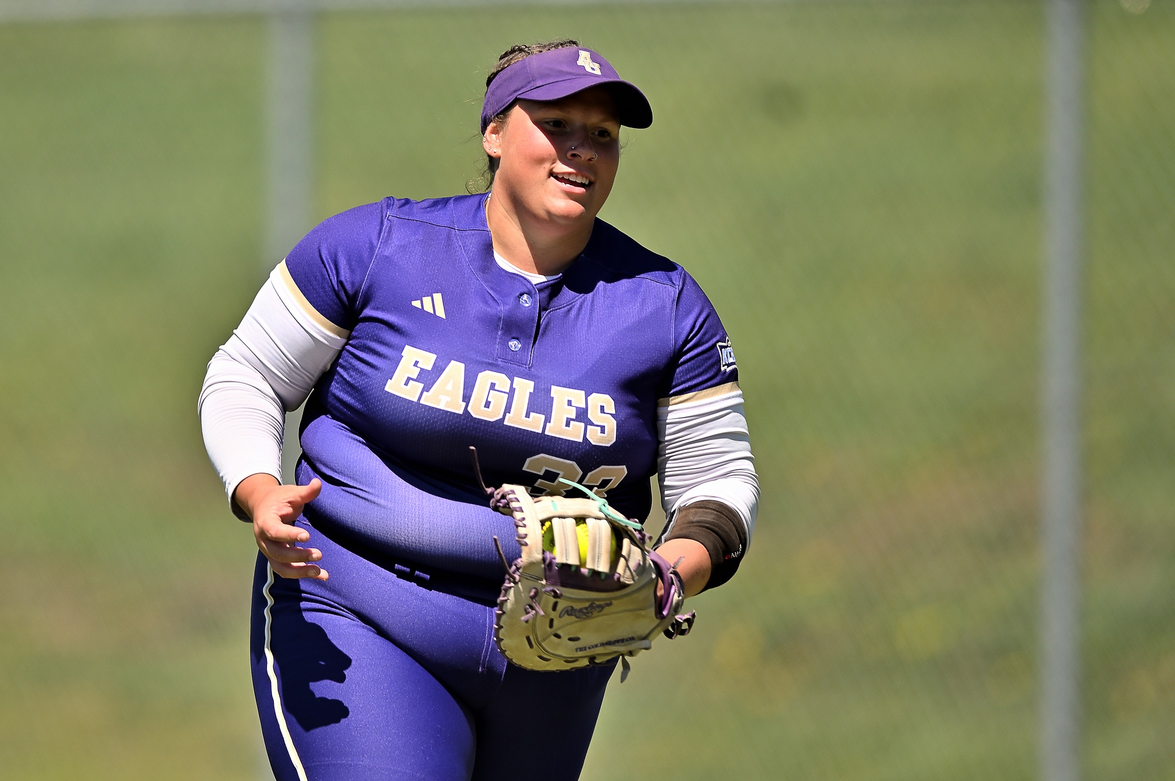 SOFTBALL GOES 1-1 ON FIRST DAY OF KCAC TOURNAMENT