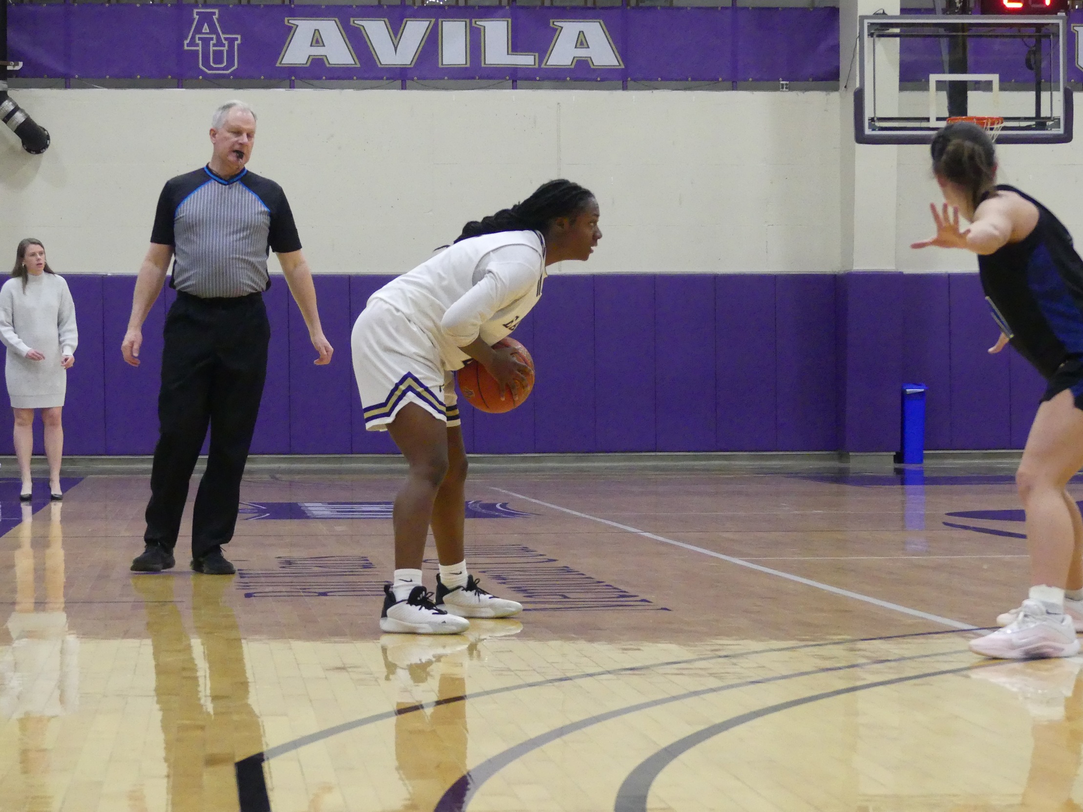 DYSON GETS FIRST DOUBLE-DOUBLE AS AVILA WINS SECOND-STRAIGHT