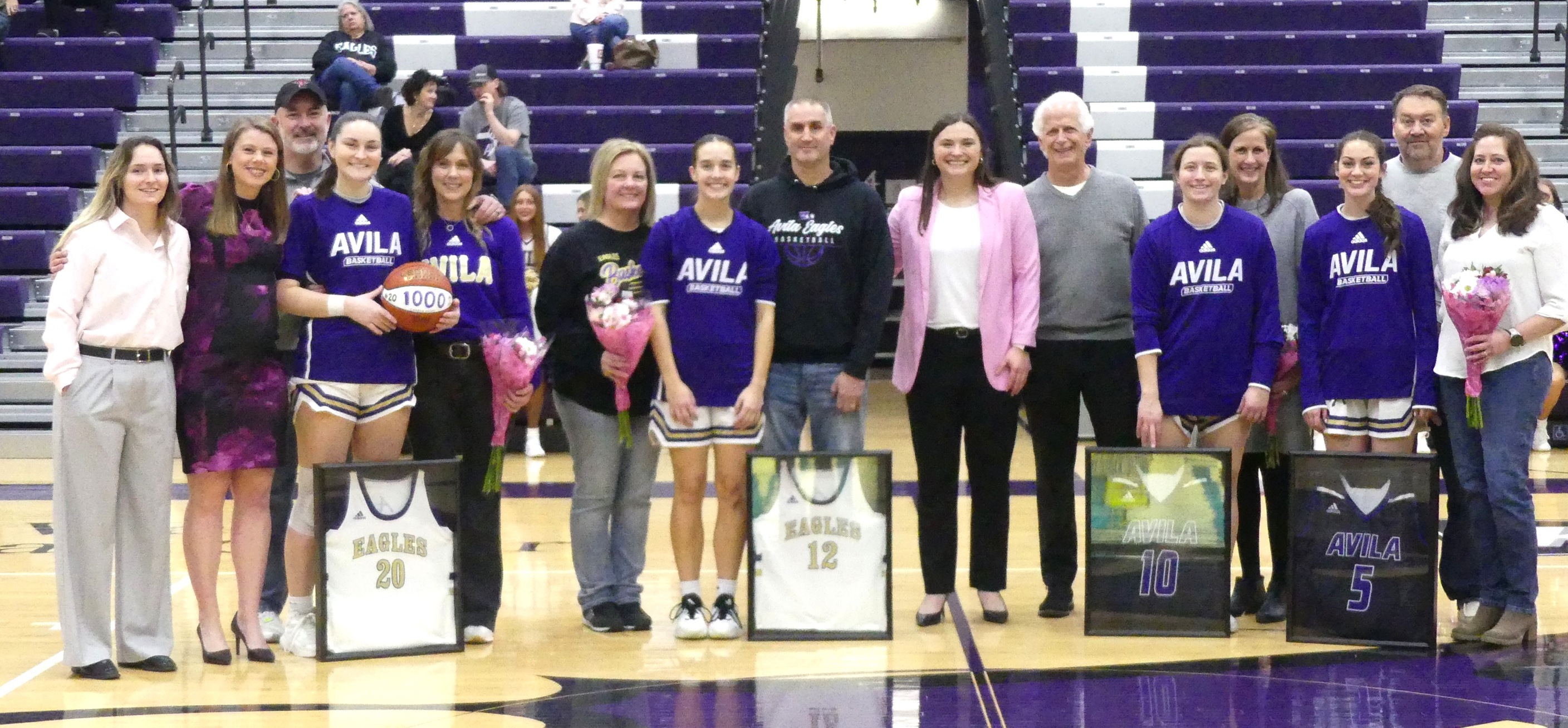 FOURTH-QUARTER RUN AND WRIGHT&rsquo;S 1,000TH POINT HELP WOMEN&rsquo;S BASKETBALL TO BIG WIN OVER STERLING
